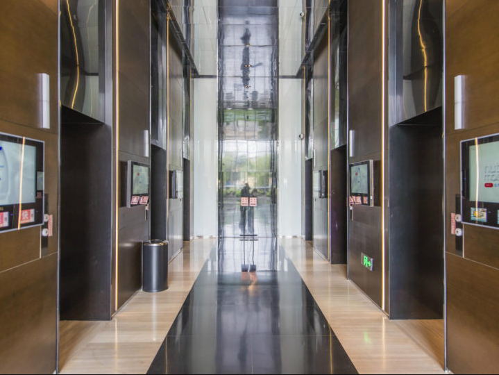 上海近鐵城市廣場大堂電梯 上海近鐵城市廣場大堂電梯